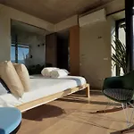Qb